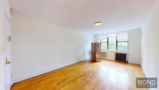 Foto del edificio - 238 E 36th St