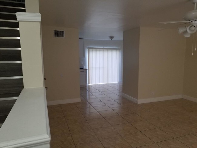 Foto del edificio - 7505 Kimberly Blvd