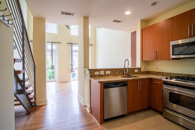 Foto del edificio - 1245 Caroline St NE
