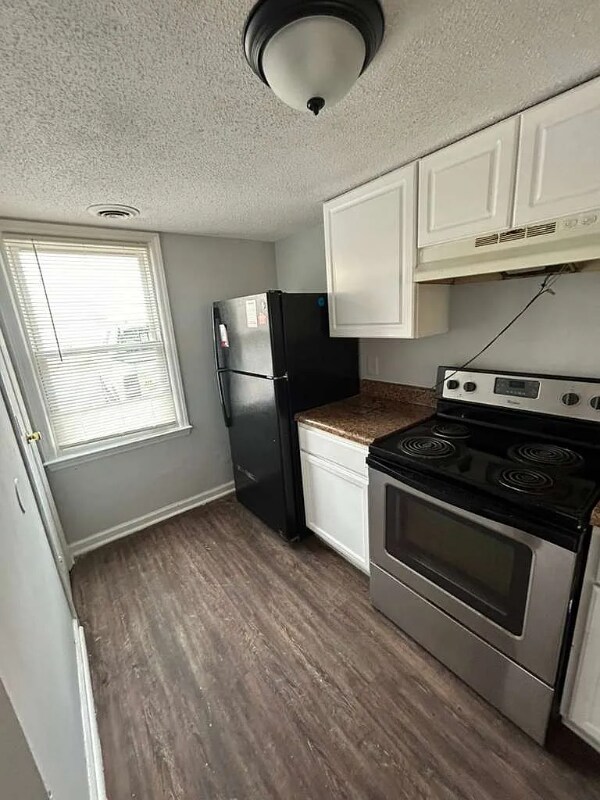 Foto del edificio - 306 Cedar St