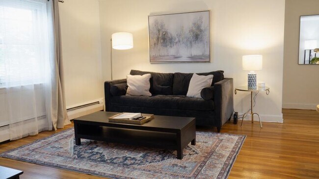 Foto del edificio - 1 bedroom in Brookline MA 02445