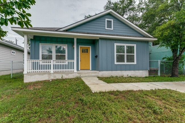Building Photo - 423 Channing Ave
