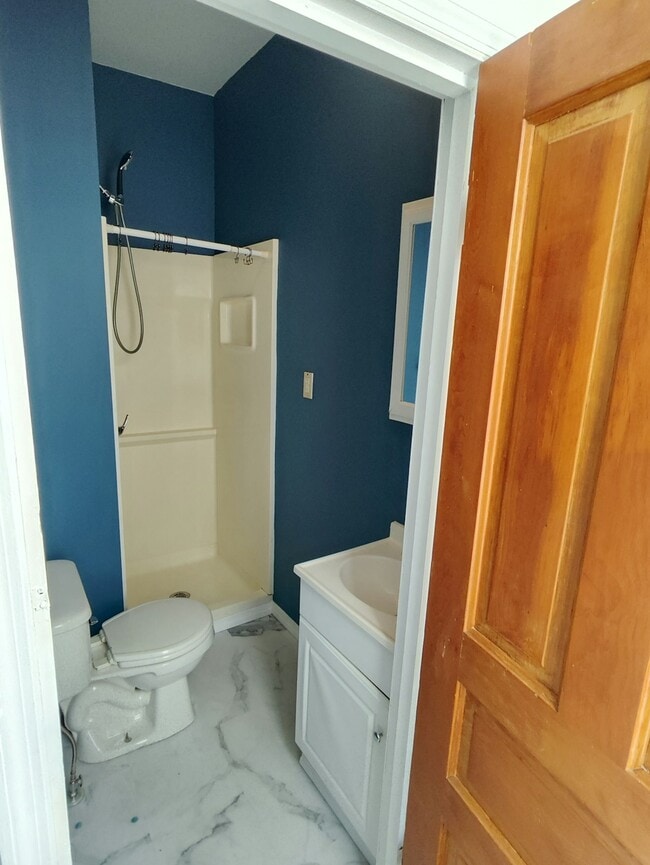 Foto del edificio - 104 S Tecumseh St