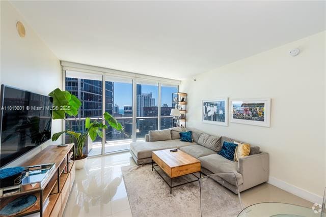 Building Photo - 475 Brickell Ave