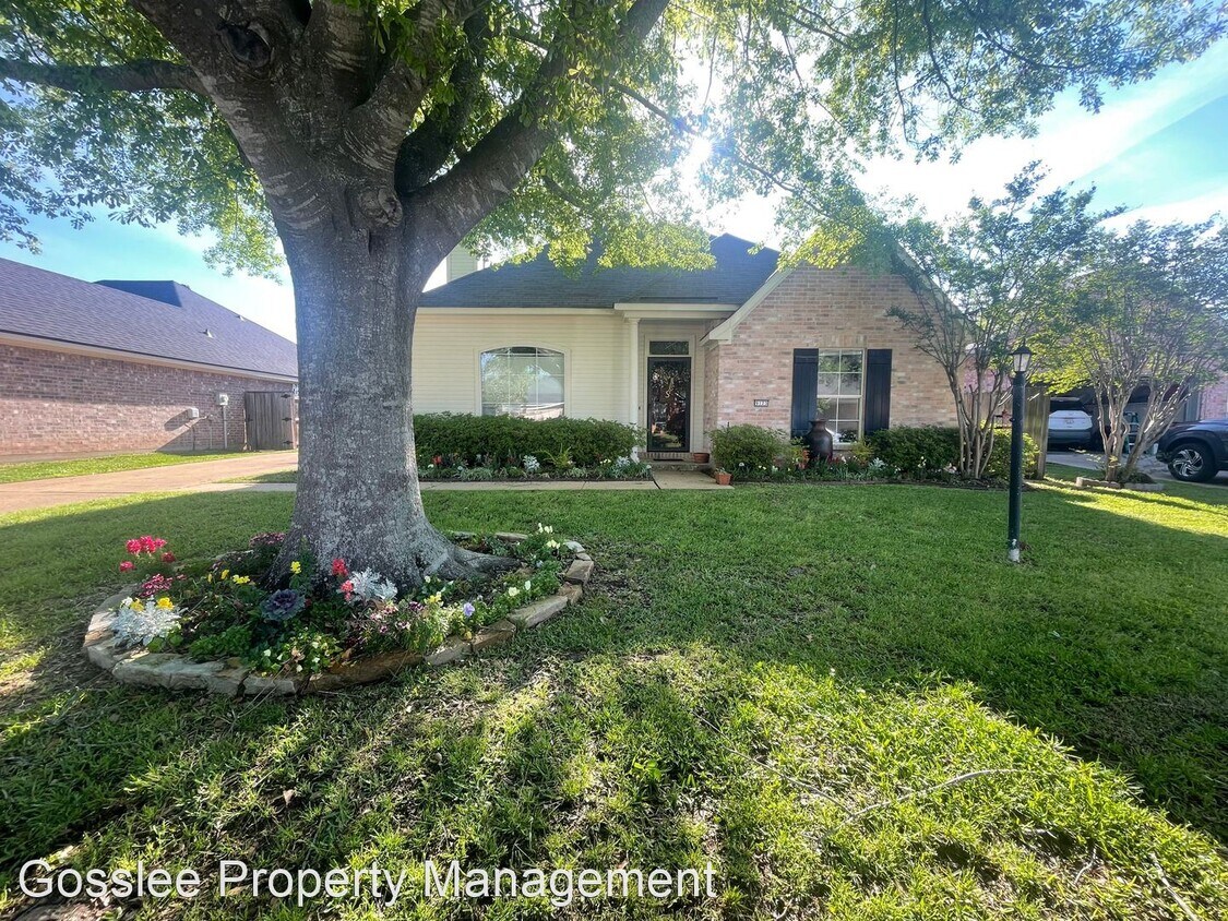 Foto principal - 3 br, 2 bath House - 9123 Redwing Court Sh...