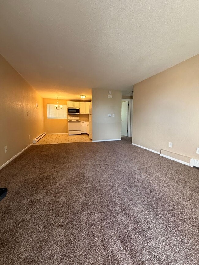 Building Photo - 7080 Alegre Cir