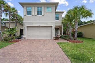 Building Photo - 1813 NW Cataluna Cir