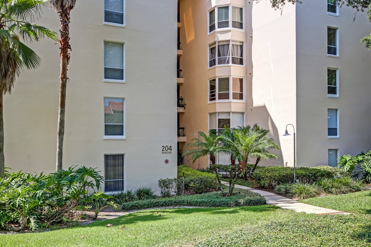 Foto principal - 204 Quayside Cir