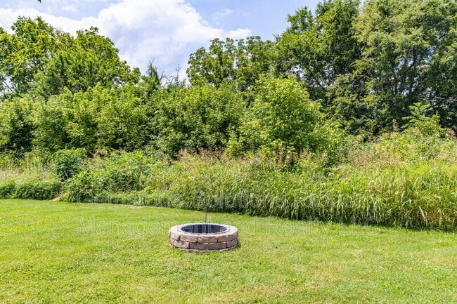Building Photo - 2057 Westchester Dr