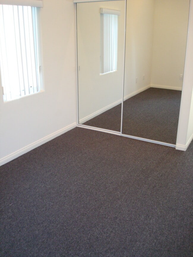 Bedroom 2 - 2113 Loma Dr