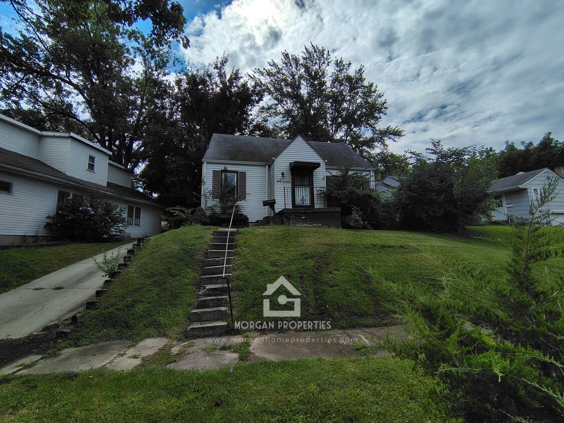 Primary Photo - 3612 Brown St