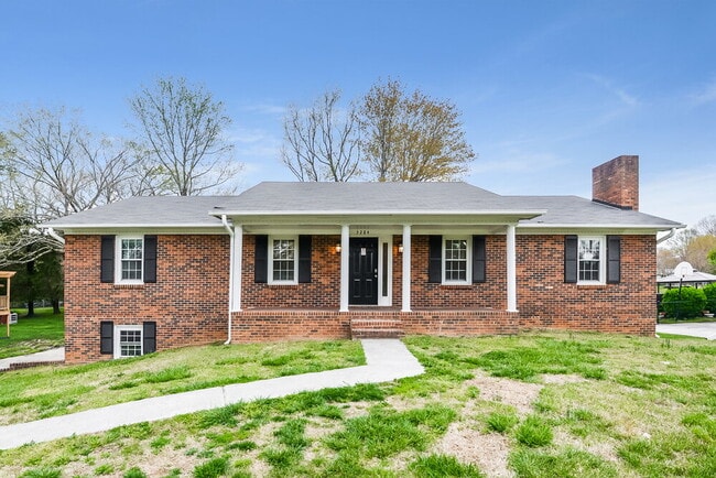 Building Photo - 3284 Friedberg Church Rd