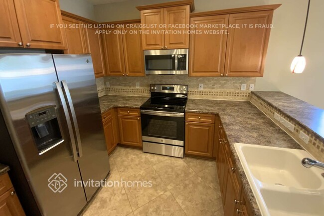 Building Photo - 6205 Whitsbury Ct