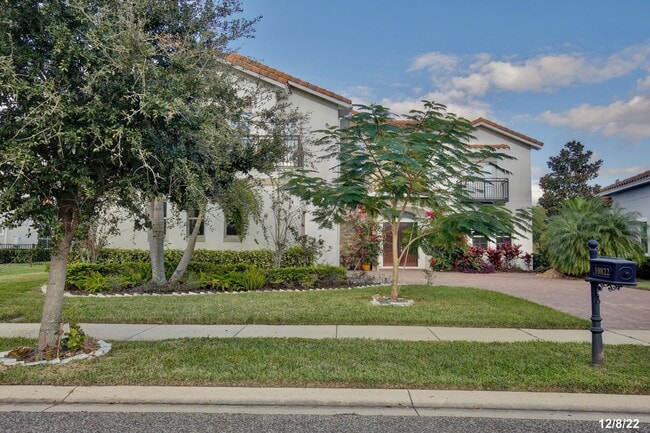 Photo - Stunning 4/5 Executive Pool Home in the Guard-Gated Golf Course Community of Eagle Creek - Orlando!