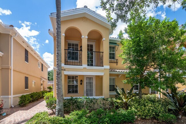 Building Photo - Townhouse in Village Walk of Bonita Springs
