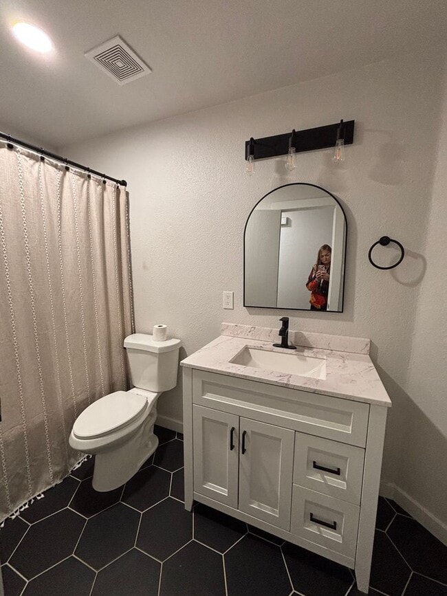 Foto del edificio - 1117 Marcia Ln