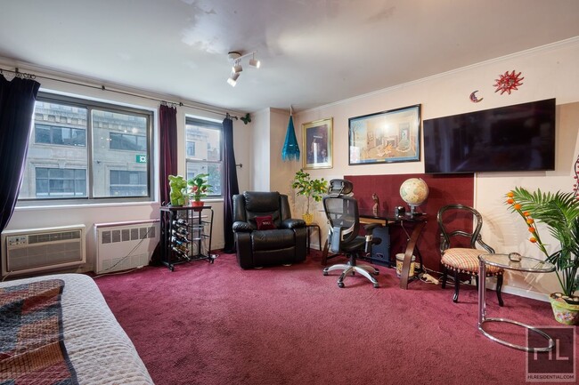 Foto del edificio - 85-88 8th Ave