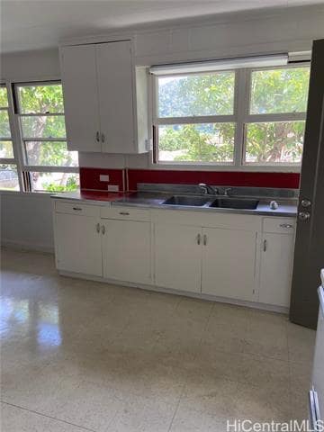 Building Photo - 2746 Rooke Ave