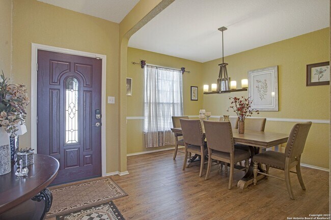 Building Photo - BEAUTIFUL 3-BEDROOM HOME WITH FANTASTIC PATIO IN ALAMO RANCH