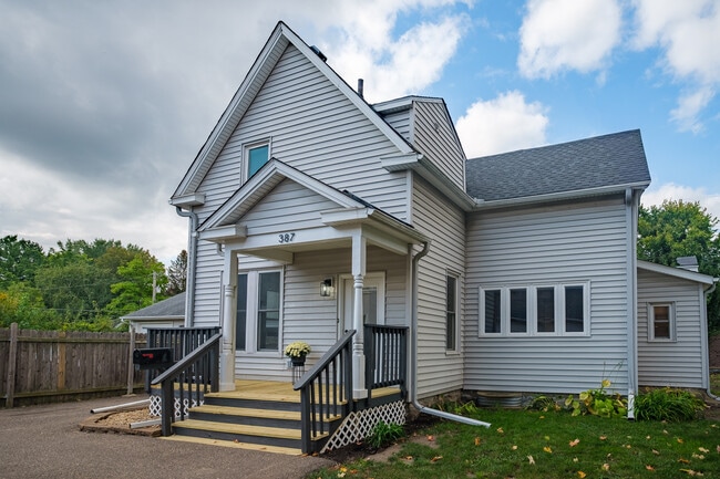 Building Photo - 387 Stryker Ave