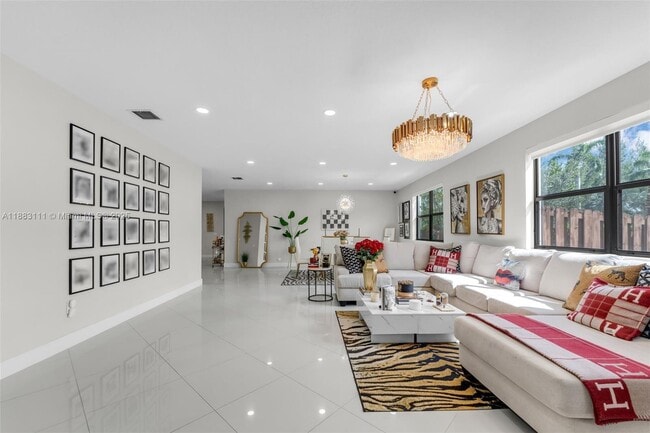 Foto del edificio - 9805 NW 89th Terrace