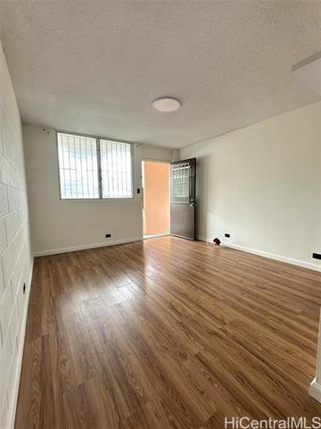 Foto del edificio - 1740 Fern St