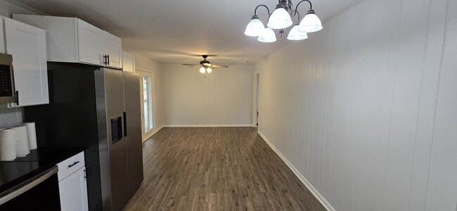 Foto del edificio - 1202 Brindley Dr