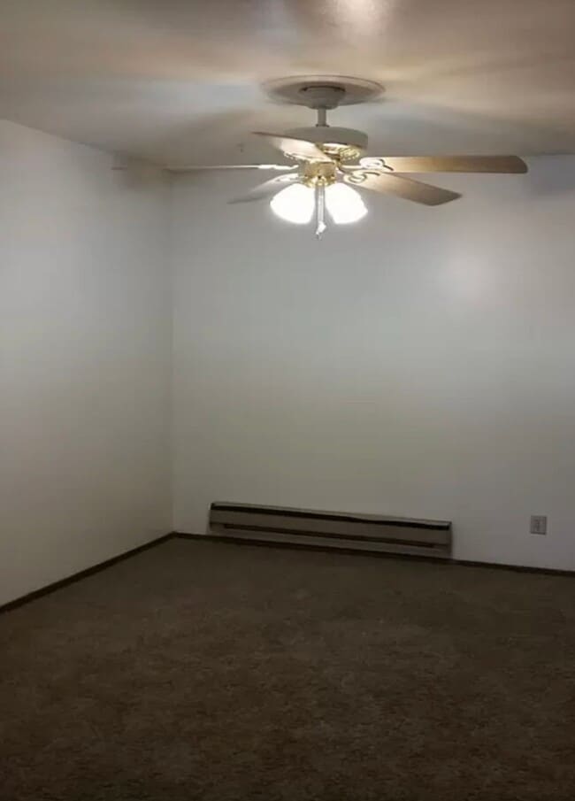 Building Photo - 5907 Spartan Dr