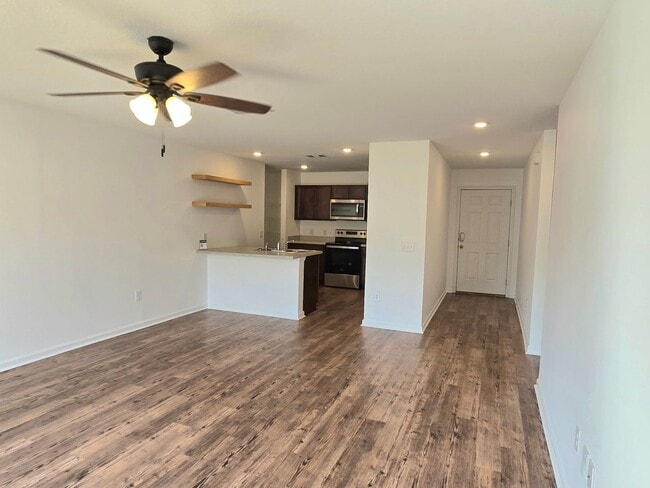 Foto del edificio - Charming 3-Bed/2 Bath Home