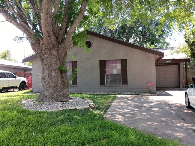 Foto del edificio - 12534 Claygate Dr