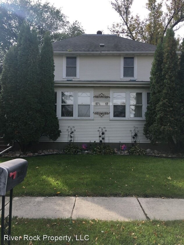 1 1st Ave NE, Dilworth, MN 56529 House Rental in Dilworth, MN