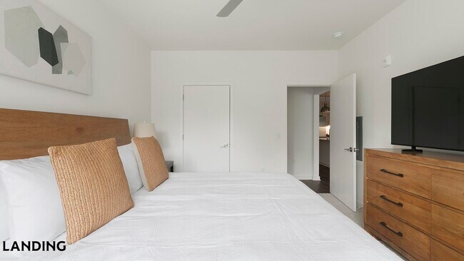 Foto del edificio - 2110 Birkhall St