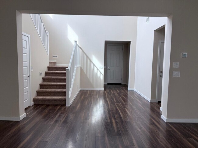 Foto del edificio - 9519 W Fallen Leaf Ln