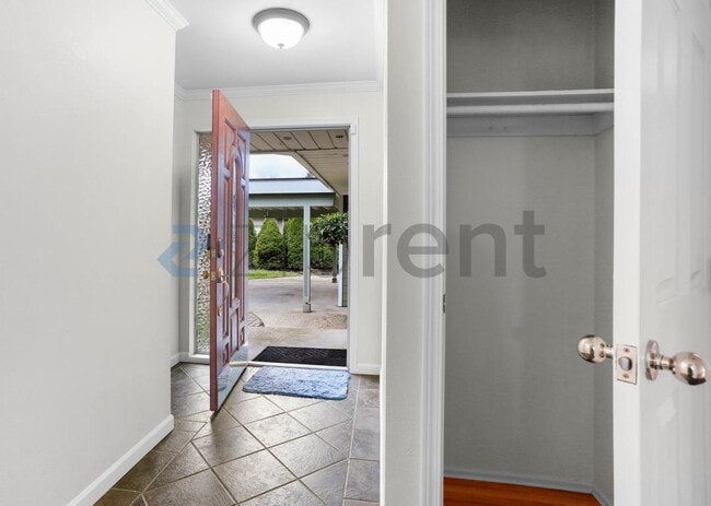 Building Photo - 6209 121st Ave SE