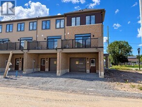 Building Photo - 1 Vanderburg Ln