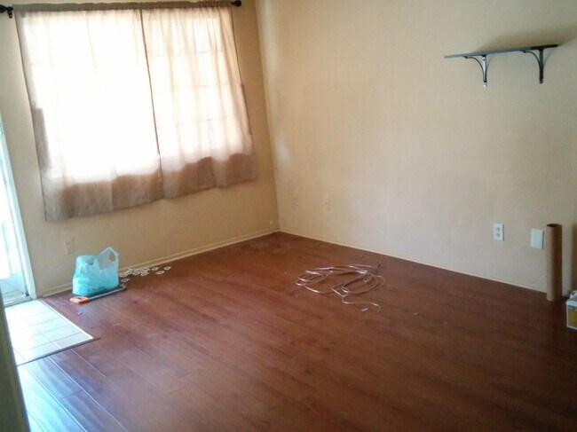 Building Photo - 138 Alta St