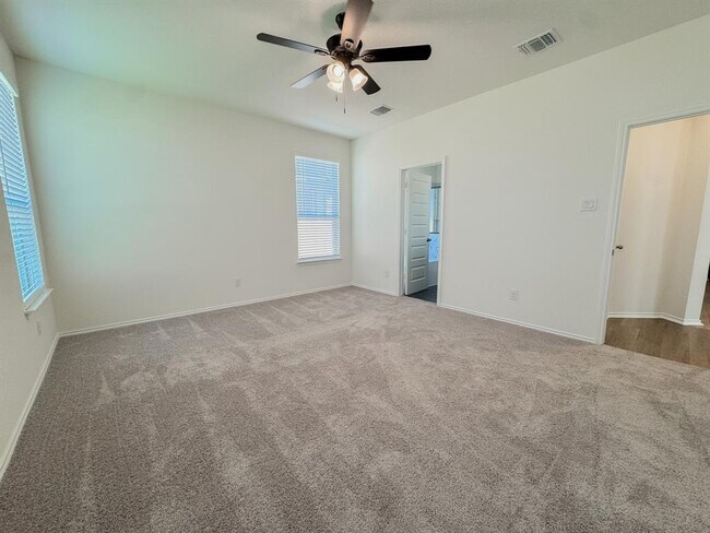 Building Photo - 4024 Pinto Ln