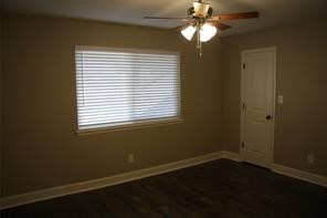 Foto del edificio - 2227 Highland Hills Dr
