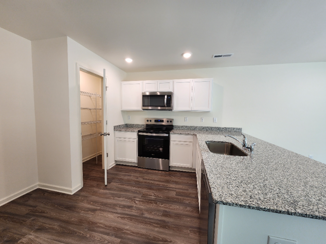 Foto del edificio - 812 Smokey Ridge Rd