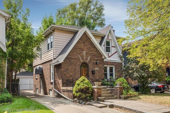 Foto del edificio - 2410 Yale Ave