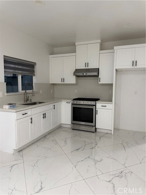 Foto del edificio - 5678 Oak Pl