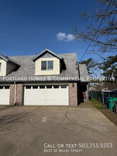 Building Photo - 8433 SE Insley St