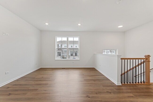 Foto del edificio - 14934 Dyer Ln