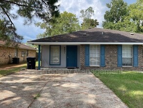 Building Photo - 8051 Jefferson Park Dr