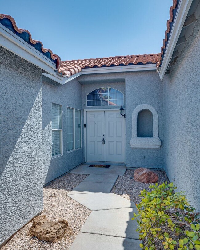 Foto del edificio - 7724 Rye Canyon Dr
