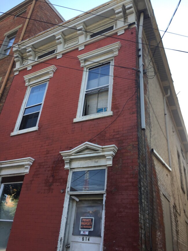 Photo - 614 Church St (Cincinnati, OH) House