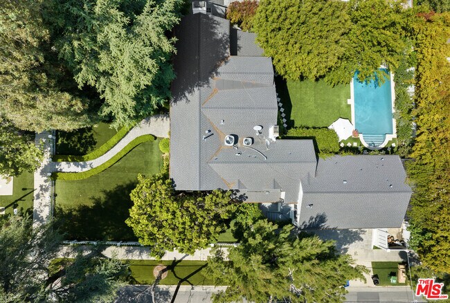 Building Photo - 550 S Lucerne Blvd