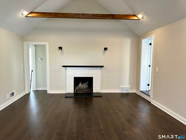 Building Photo - 13 South St