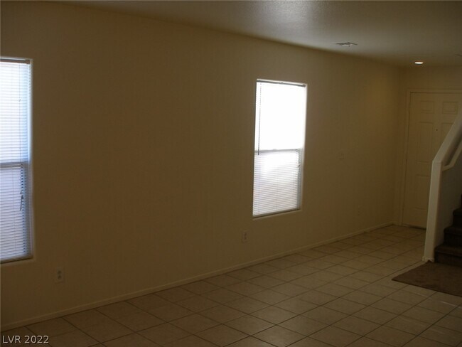 Foto del edificio - 4225 English Walnut Ct