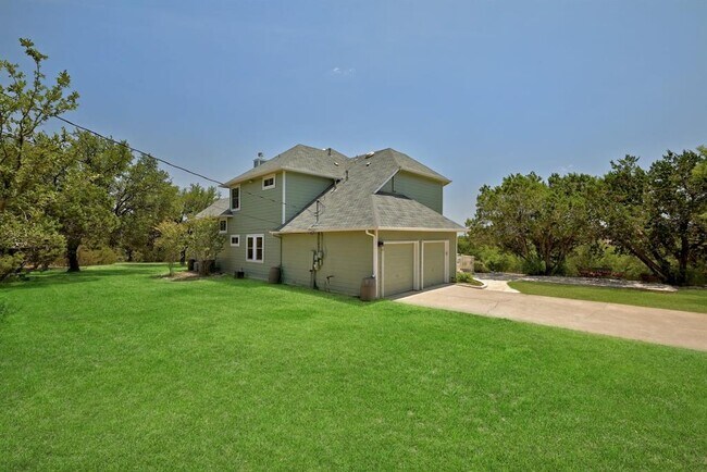 Building Photo - 14425 Evergreen Cove